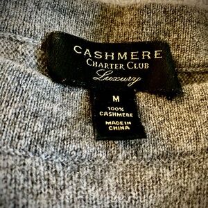 Medium Cashmere Crewneck Sweater in Heather Gray w/ Pink Stripes